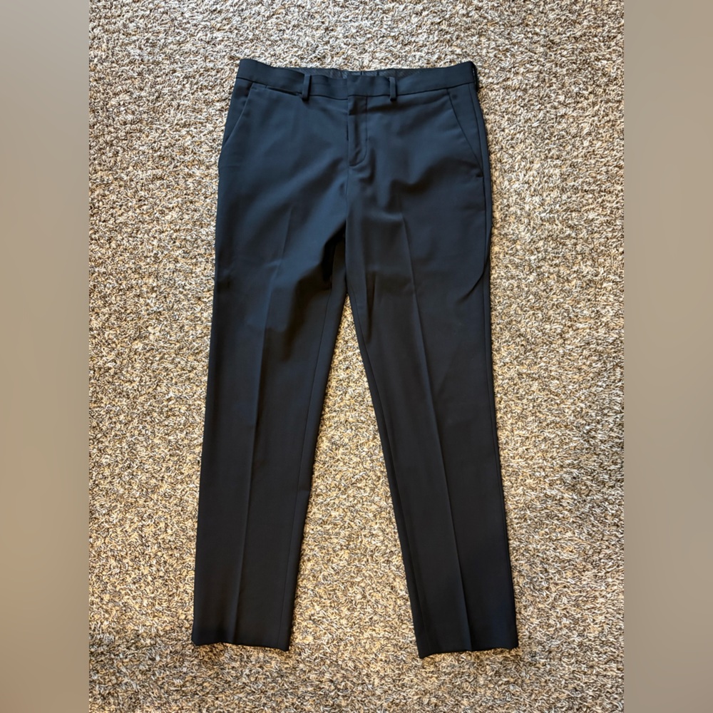 2 piece Express Suit - Picture 6 of 9
